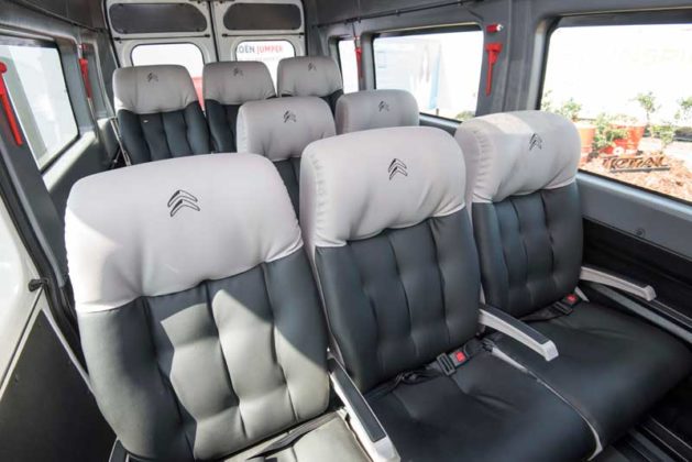 Jumper Minibus interior